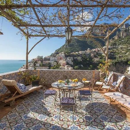 Estate4home - Palazzo Crocione וילה